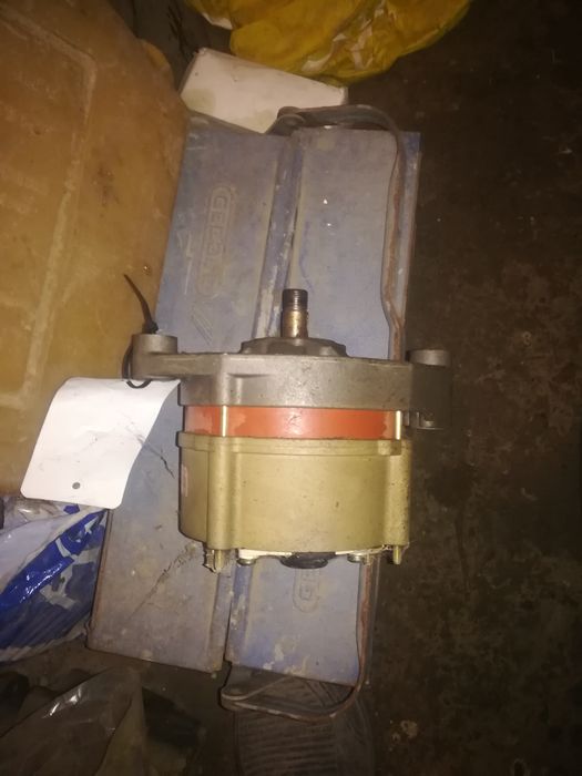 Генератор Бошш 24 V