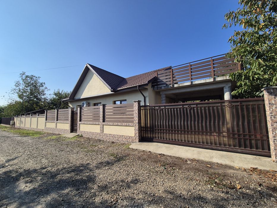 Casa parter – 65 mp + Terasa Suspendata 27 mp + Teren 500 mp