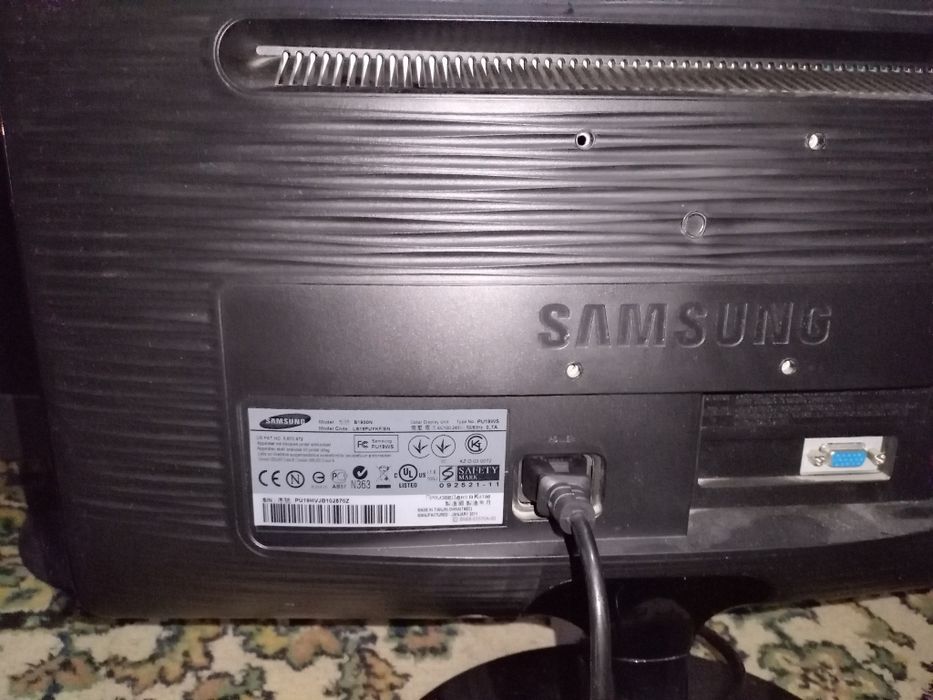 Продам монитор самсунг