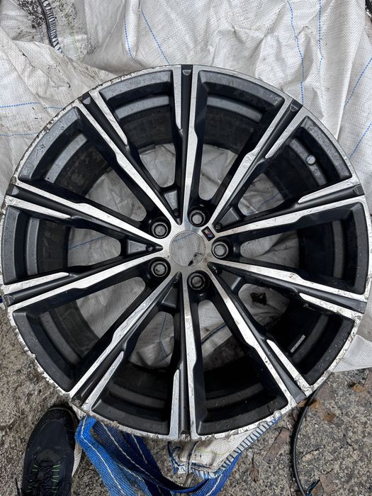 Jantă BMW X5/X6 r20