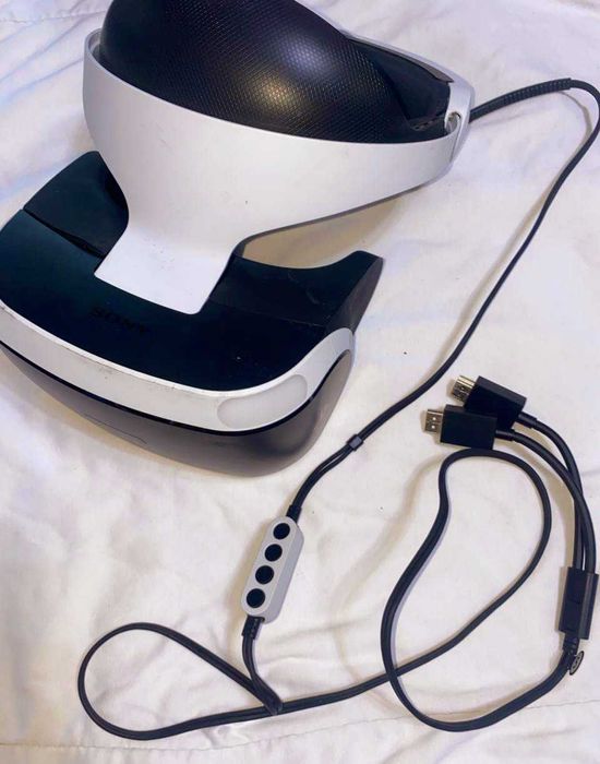 playstation 4 pro 2x оригинал джостик 38 топ играми + вр очки CUHZVR2