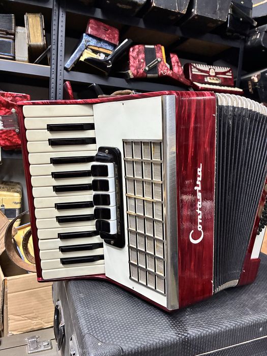 Acordeon nemtesc Contasina cu 40 de basi