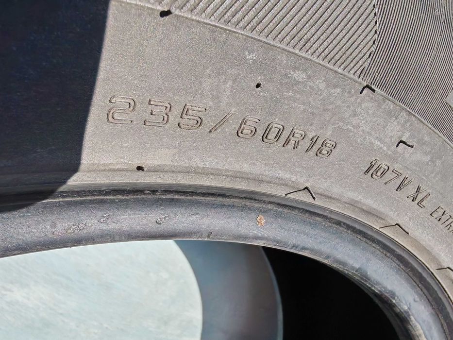 Продам автошины летние 235/60 R18