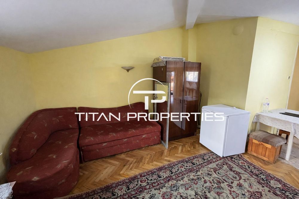 Едностаен апартамент, под наем, Център