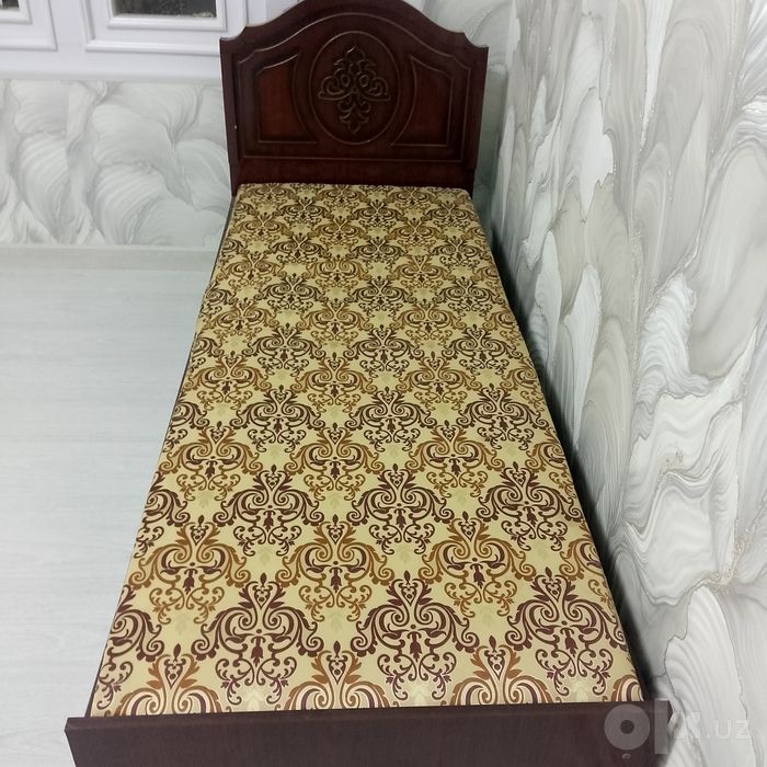 Divan sotiladi holati yaxshi