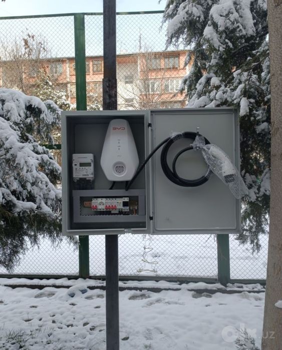 Установка зарядное устройство для Электромобилей