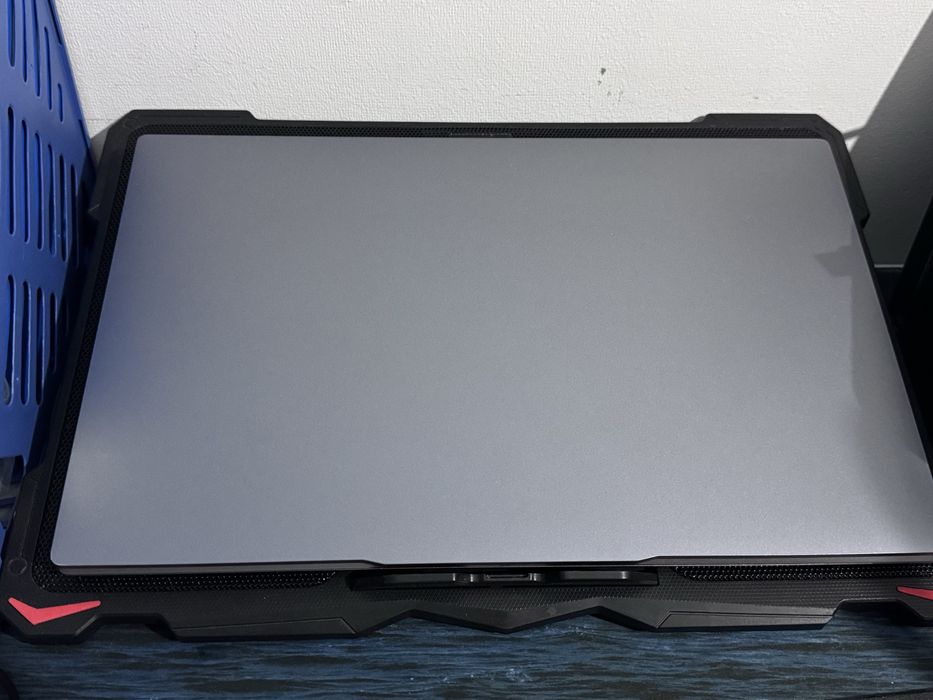 Ноутбук ZFR TK-E 157 15.6