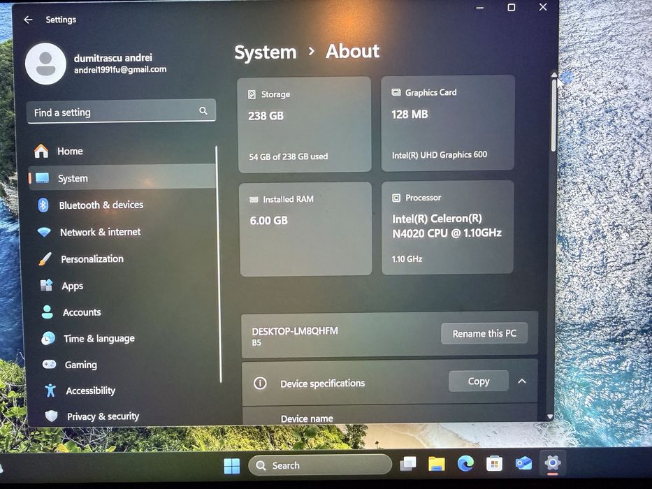 Vand  laptop vbate 5 impecabil !