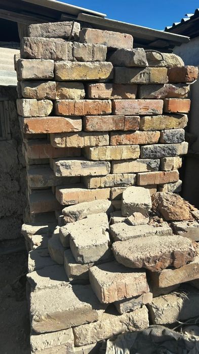 Продам красные кирпичи