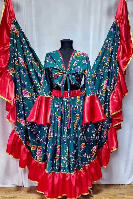 Costum dans tiganesc