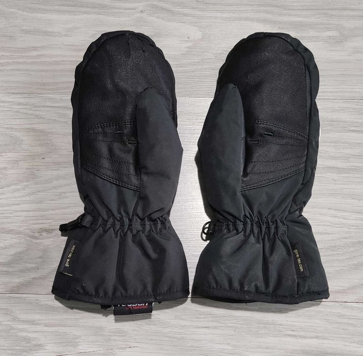 Ски и сноуборд ръкавици предимно Gore-Tex на най-добрите марки