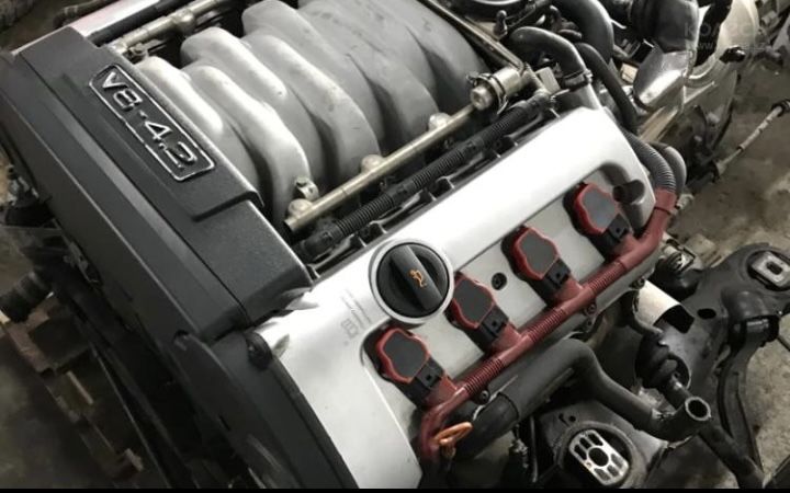 Двигатель BFL Audi A8 D3 3.7 с компьтером