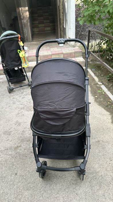 Продам коляску почти новый