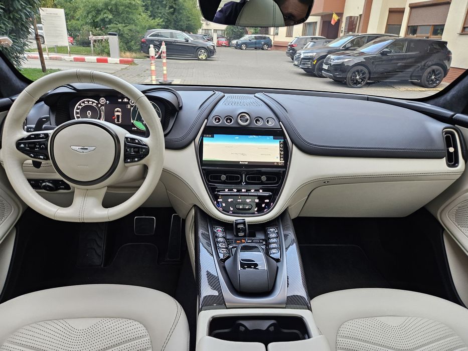 Aston Martin DBX 19.000km (1/500) Full Carbon, Achizitie RO de nou