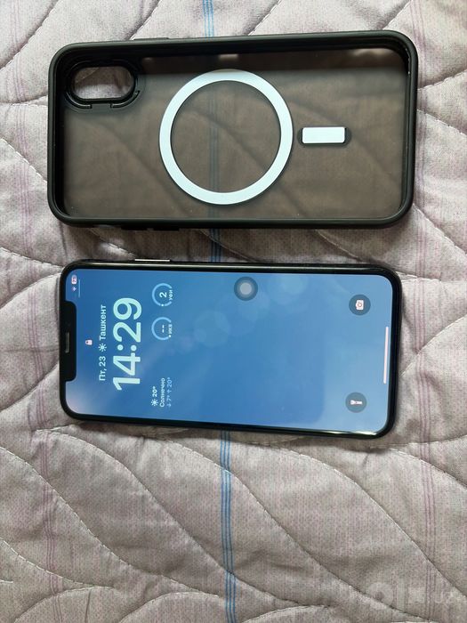 iPhone X в идеальном состоянии