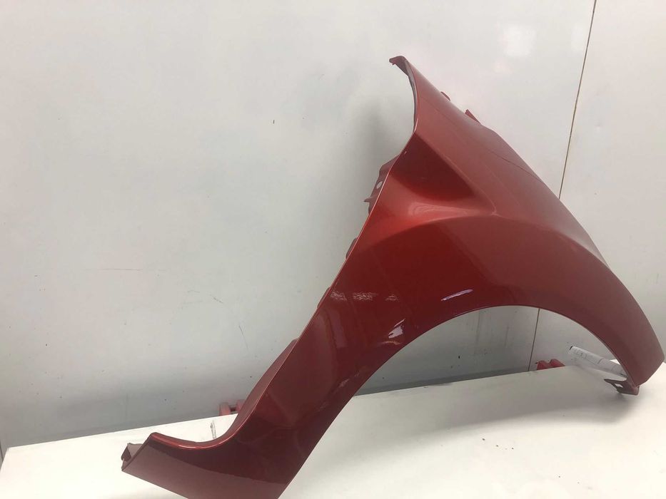 Aripa Fata Dreapta Ford Fiesta 2008-2017 (Tango Red (Rosu))