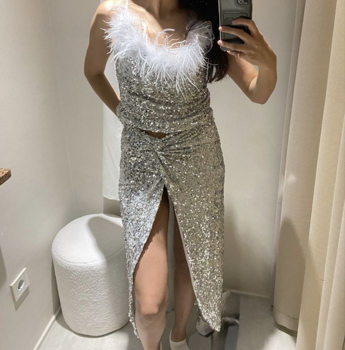 Комплект топ и юбка в пайетках