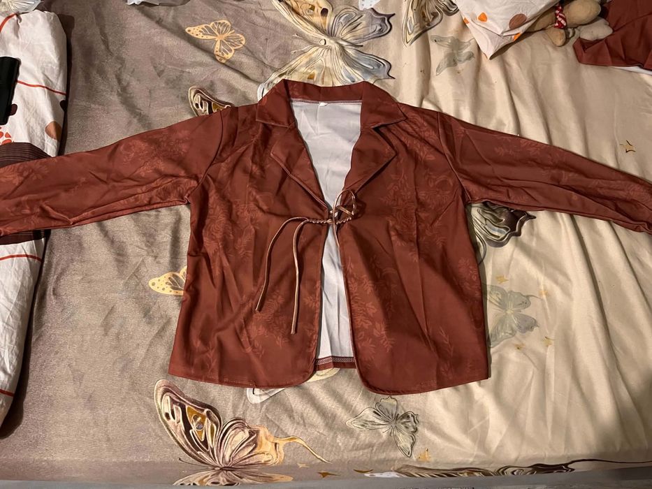 Set rochie medie și bluză