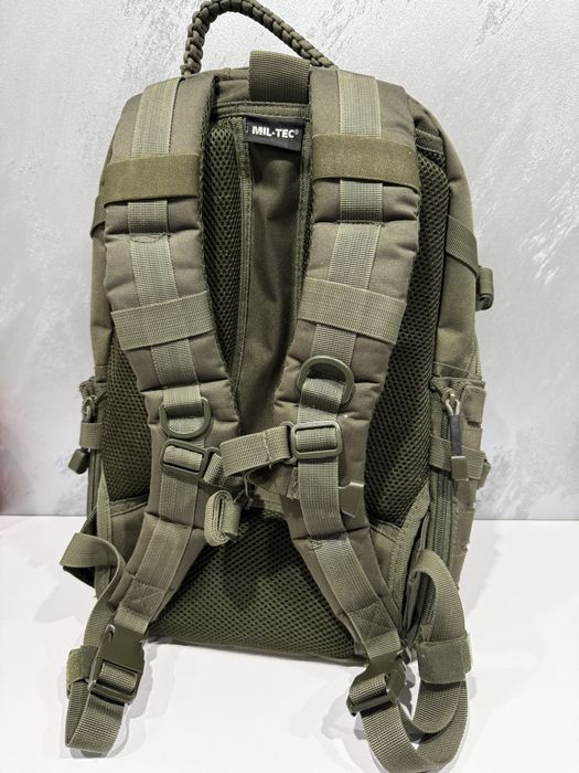 Раница Mil-tec, Обувки Salomon, Ръкавици Mechanix