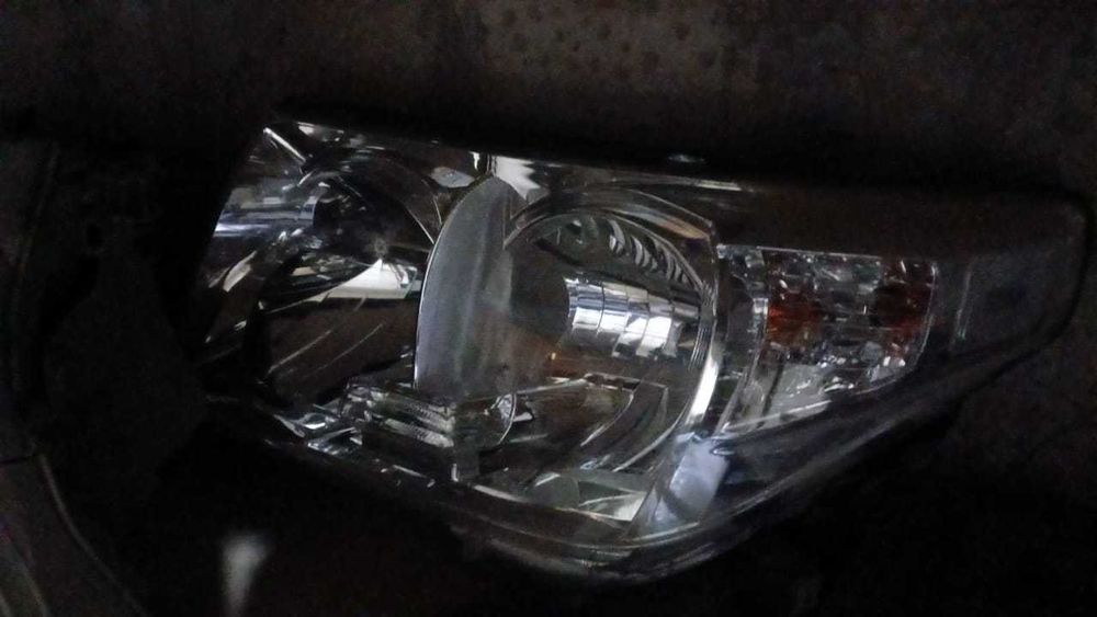 Фары Toyota land cruiser Prado 200