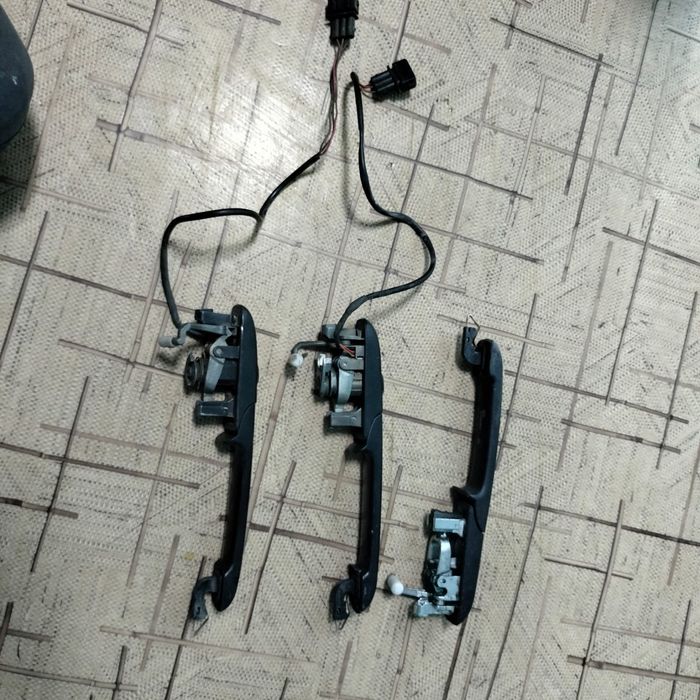 Ручки дверные наружние vw passat b4