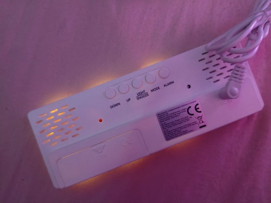 зеркальные настольные LED-часы