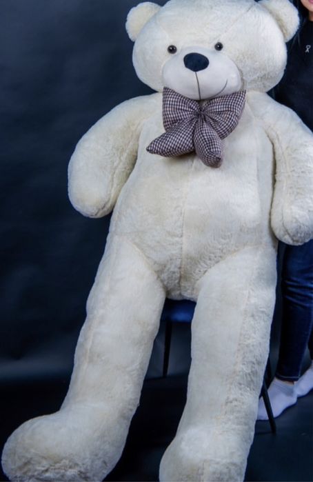 Мишка двуметровый