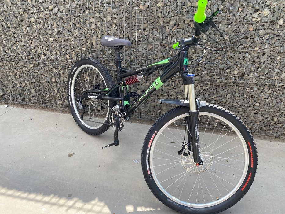 Vând bicicleta PINNACLE