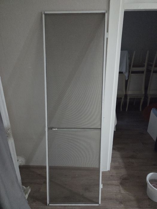 Дверь сетка для балкона