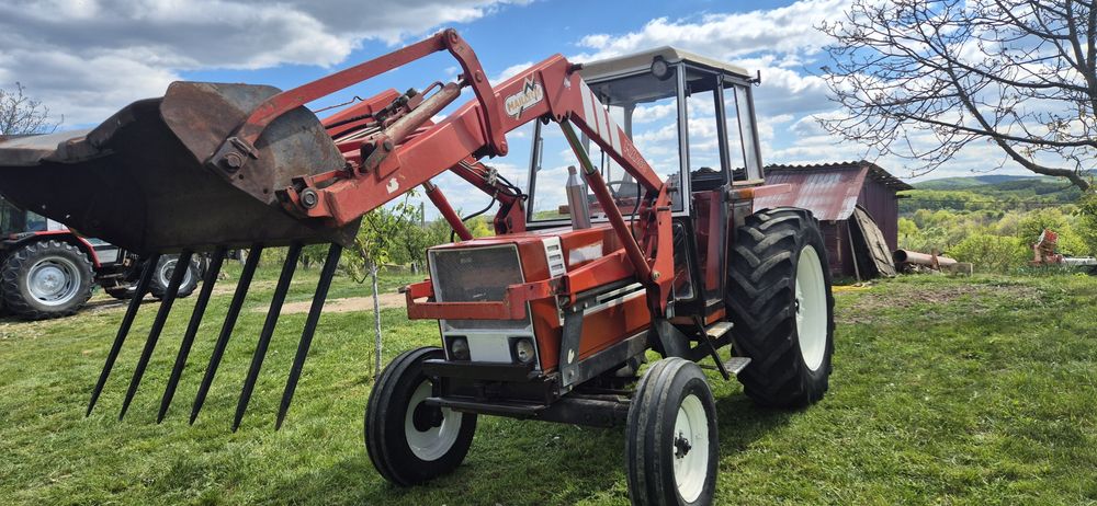 Tractor Fiat 780 cu incarcator frontal