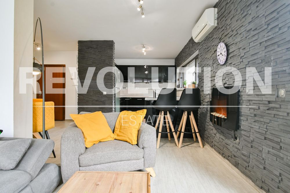 Дава се под наем Тристаен апартамент в София, Витоша - 108 кв.м за 830 € - Снимка #4