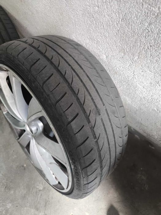 Джанти с гуми Rial 19 5x112 ET40 8.5J