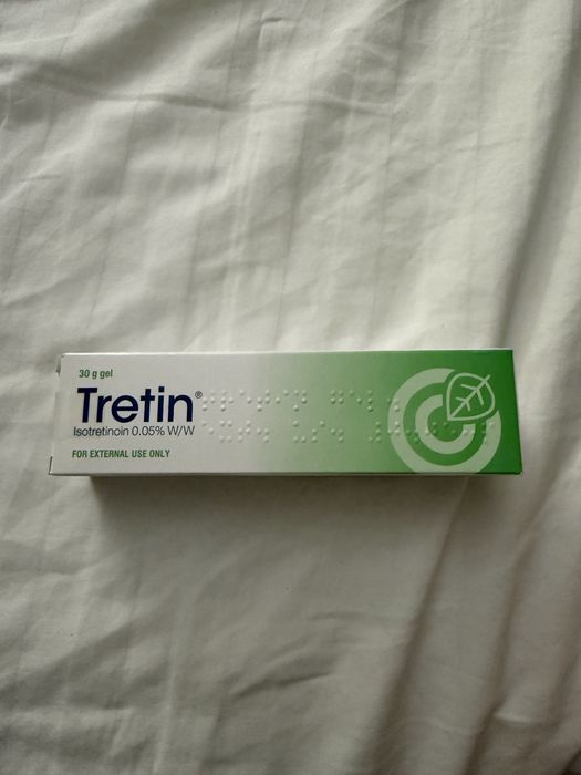Gel de fata tretin