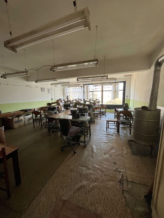 Продава се Промишлена сграда в Етрополе - 520 кв.м за 204 €/кв.м - Снимка #4