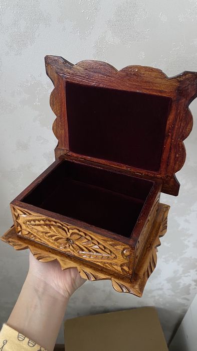 Шкатулка деревянная