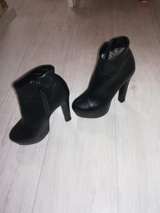 Кожанные ботинки 37р