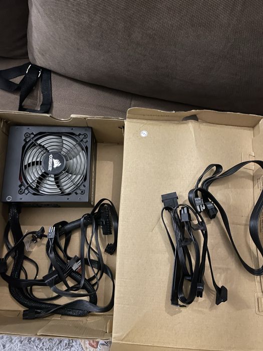 Corsair TX650M – 650W, 80+ Gold, Полумодулно – Перфектно състояние