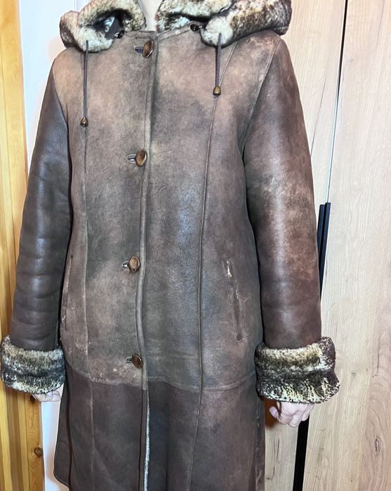 Продаётся натуральная (верх) дубленка 42-44 размера