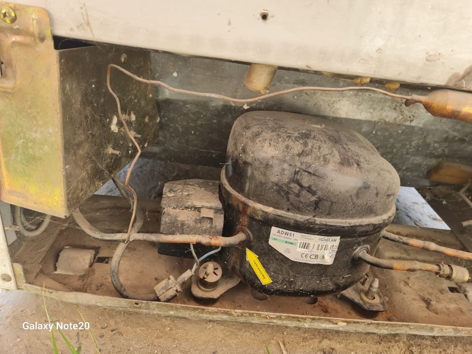 Холодильник LG не рабочий