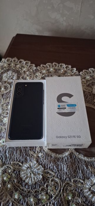 Samsung Galaxy S21 FE 5G 8+8/256GB яхши холатда!