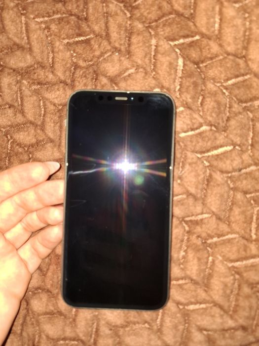IPhone 11 в чёрном цвете