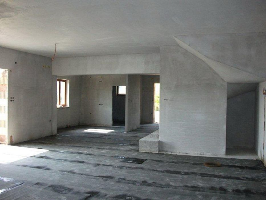 Tencuiala mecanizata, glet mecanizat, zugraveli airless