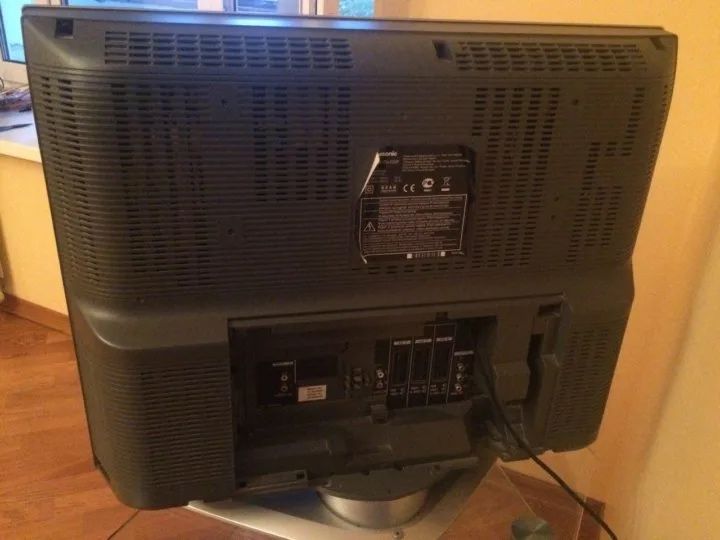 Panasonic TX-32LX50P