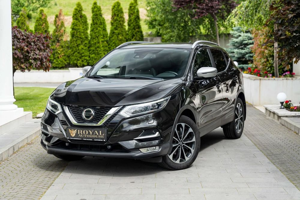 Nissan Qashqai GARANTIE 12 LUNI, Tekna Plus +, 1.5 diesel , Asistenta franare - banda