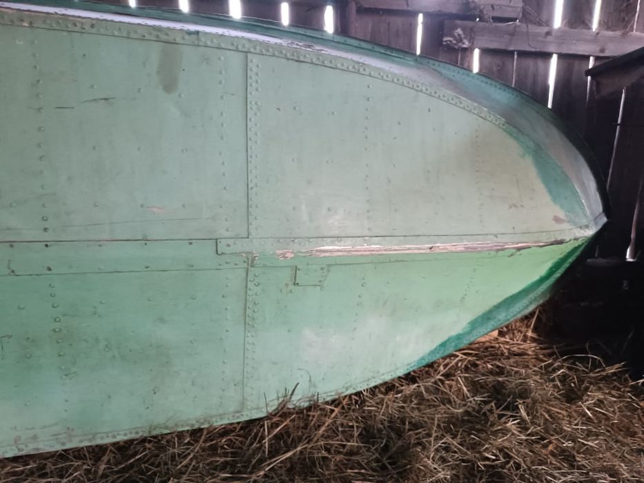 Продам лодку Вега