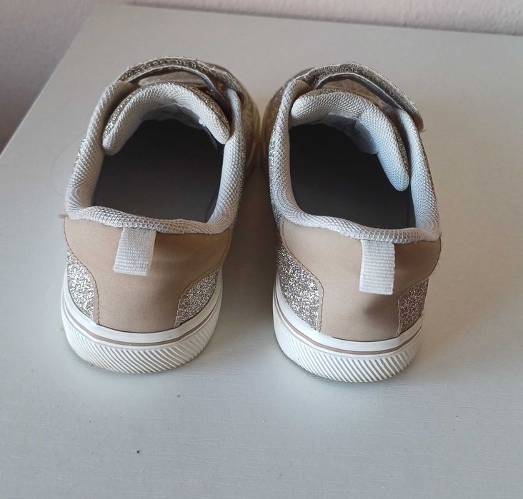 Детски, блестящи кецове - H&M