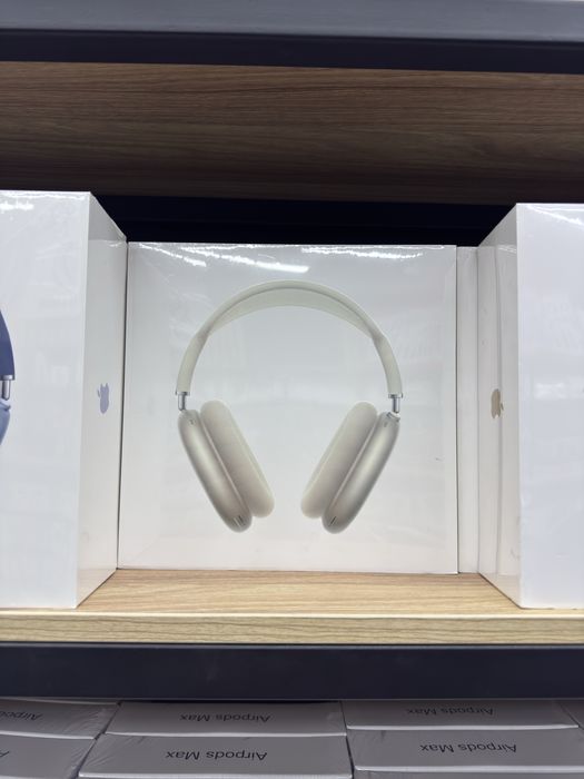 AirPods 4 AirPods pro 2 AirPods 3 AirPods max