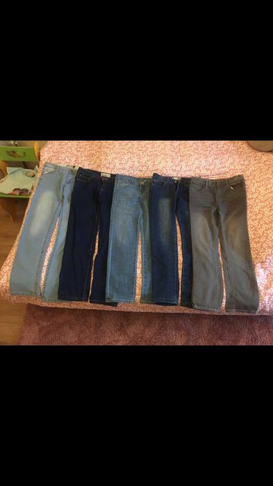 продам одежду на девочку