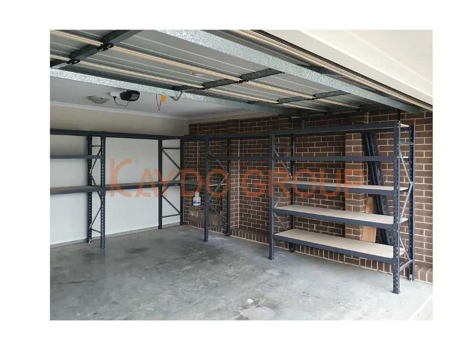 Налични Стелажи за склад и магазин, ръчна обработка, сив цвят