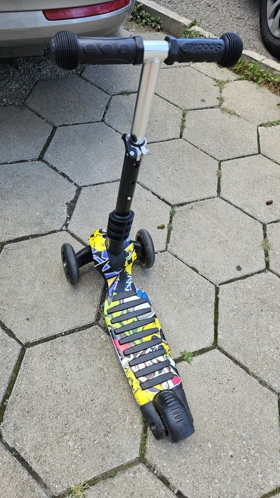 Детска тротинетка със седалка